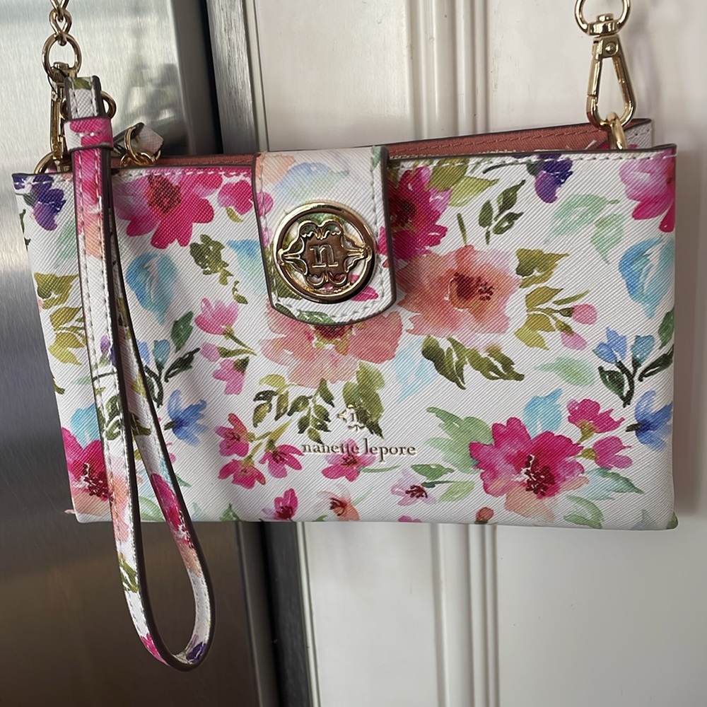 Nanette Jepore crossbody/wristlet, white with floral print